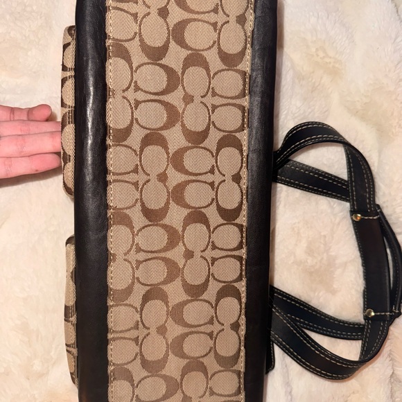 Coach Legacy Turnlock - Picture 7 of 7